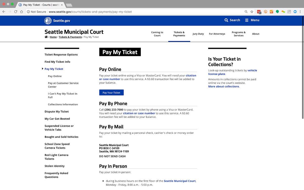 La pagina “Pay My Ticket” del sito web di City of Seattle, che mostra quattro metodi per pagare una multa per divieto di sosta, è un layout semplice, tutto testuale.